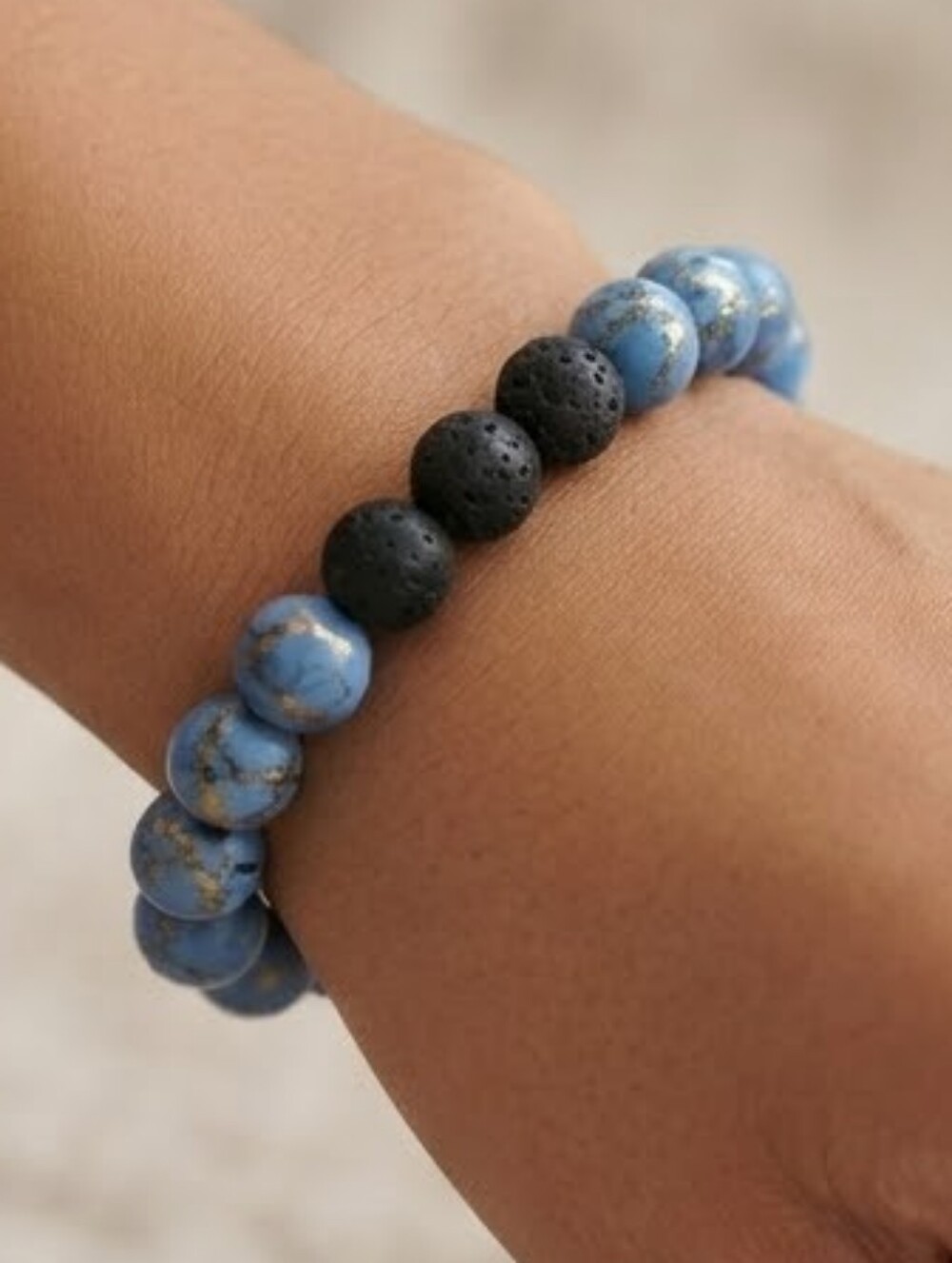 NWOT Blue Gold Vein Beaded Stretch Bracelet With Lava Stones For Essential Oil